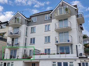 Island Court Marine Drive